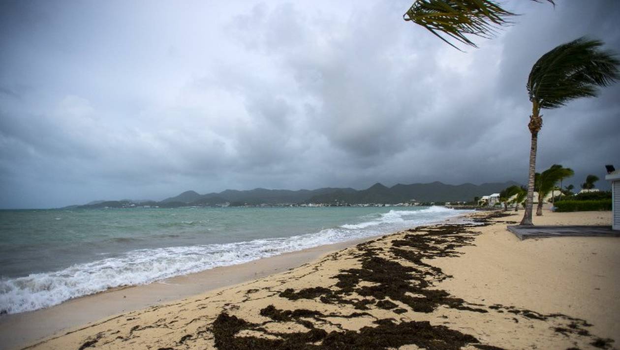 Tempête Isaac: Activités interrompues dans les aéroports de Guadeloupe et Martinique